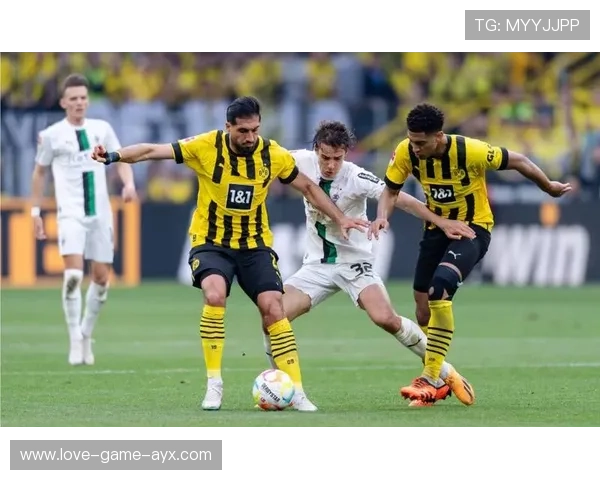 德甲多特传球纵深得当,前锋完成致命收尾