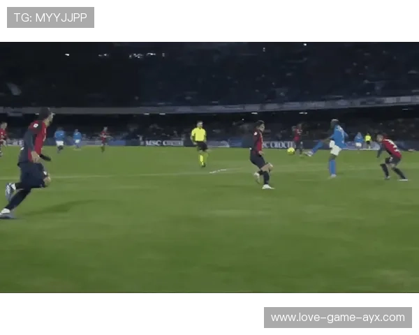 那不勒斯奥斯梅恩后点补射定格胜利瞬间 那不勒斯奥斯梅恩后点补射定格胜利瞬间