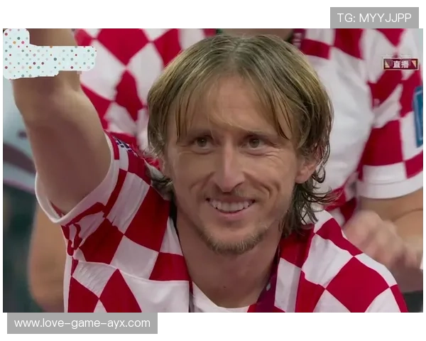 克罗地亚莫德里奇中场指挥如大师般淡定