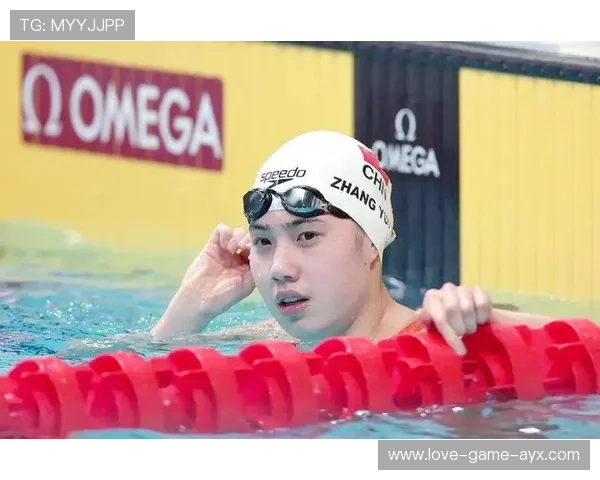 游泳公开赛爆冷：新秀在50米自由泳惊艳登场分析