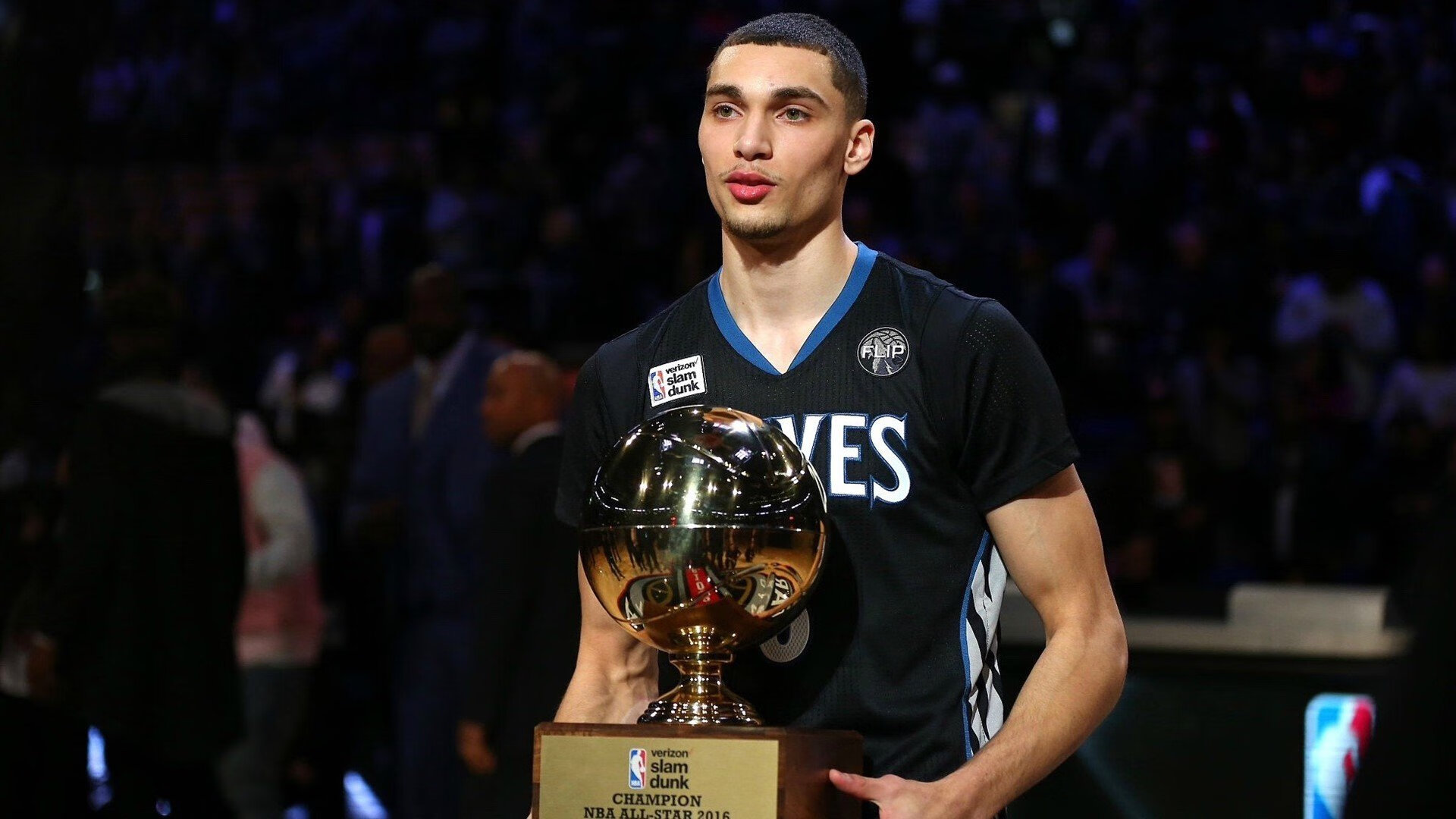 _篮网团队默契十足,联盟第一牢不可破_,篮网队签约